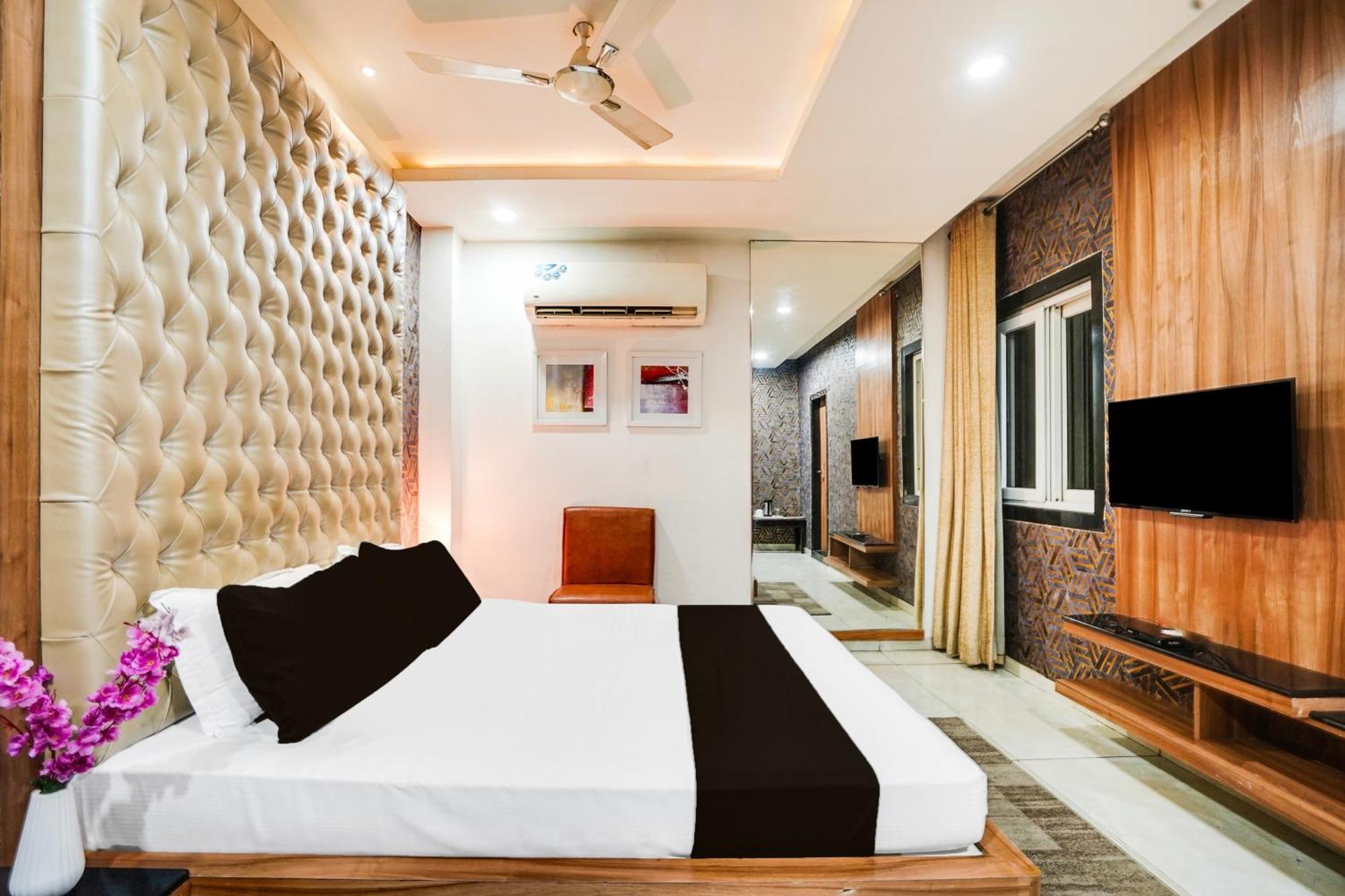 Super Townhouse Jhalawar Road Gumanpura Formerly Rockland Kota  Exterior foto
